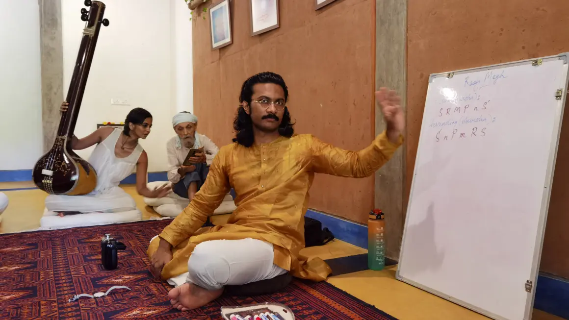 Zwischentöne: Nada Yoga und die Welt des Dhrupad